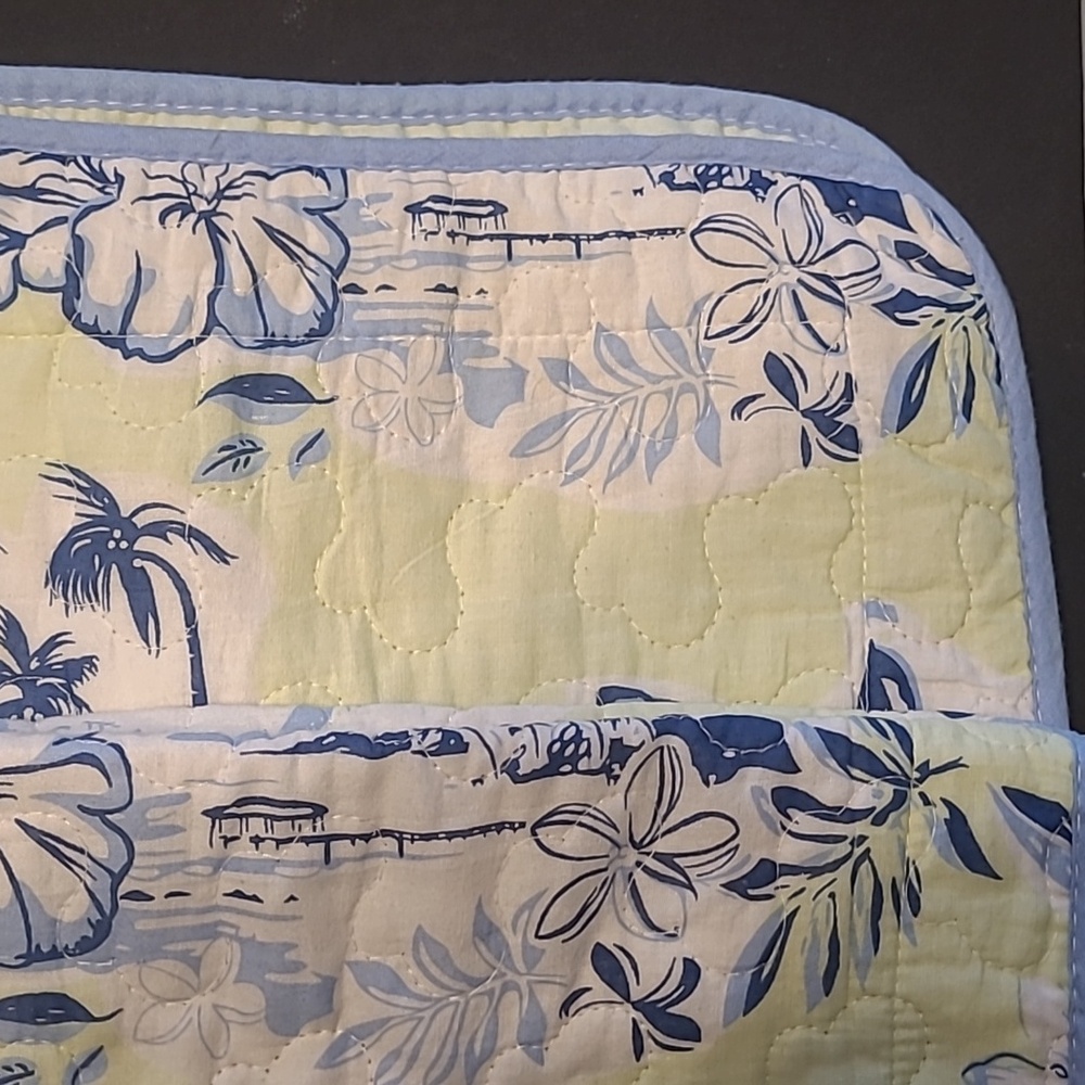 Quilted Hawaiian Print Pillow Shams Set Tropical Pillow Case Palm Trees Hibiscus - Picture 3 of 4